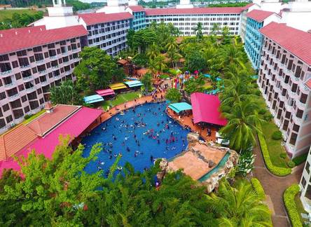 Отель Lotus Desaru Beach Resort & Spa