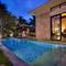Отель Grand Metropark Resort Sanya Yalong Bay