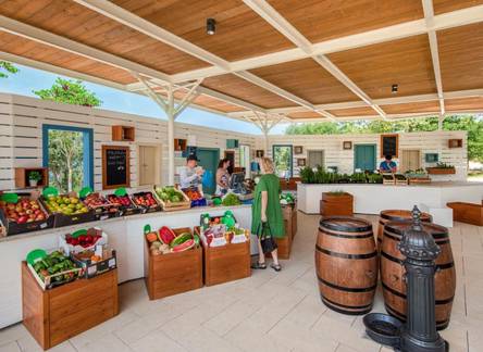 Отель Superior Mobile Homes in Camping Lanterna 