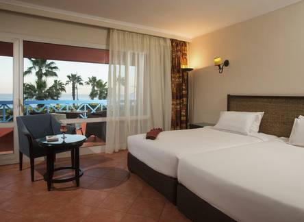 Отель Porto Sokhna Beach Resort & Spa 