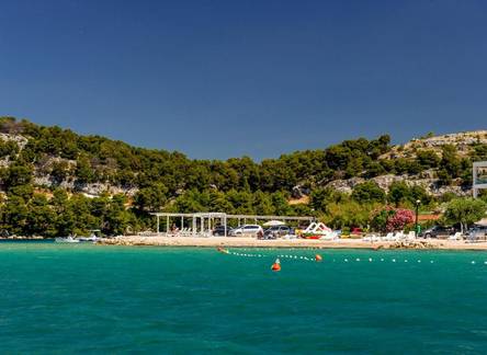 Отель Apartments Mediteraneo 