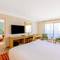 Отель Movenpick Resort Petra
