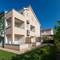 Отель Apartments Crnekovic 
