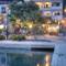 Отель Gina Bed & Breakfast 