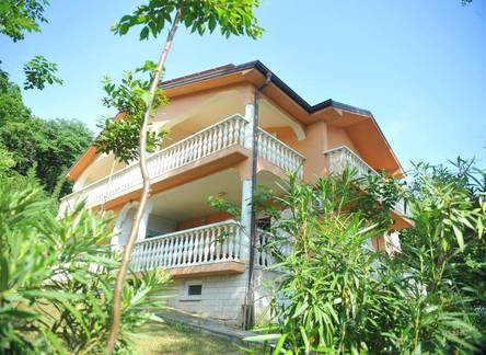 Отель Apartments Viktorija 