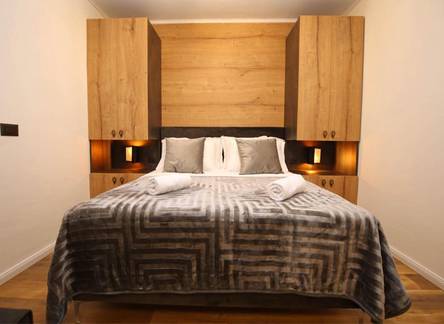 Отель Apartmani Krka Rooms 