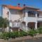 Отель Apartments Petrovic 