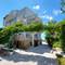 Отель Apartments Crnjac 