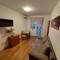 Отель Apartments Crnjac 