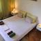 Отель Apartments Srhoj 