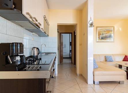 Отель Apartments Matic 