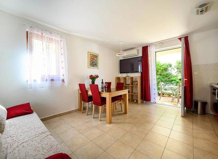 Отель Apartments Vala 