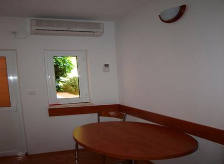 Отель Apartments Mia 