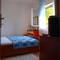 Отель Apartments Mia 