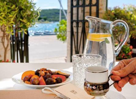 Отель Hotel Tisno 