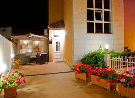 Отель Villa Midea