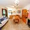 Отель Holiday home El Rinconcito L'Ampolla 