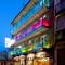 Отель El Pekinaire Bed and Breakfast 