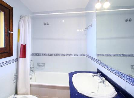 Отель Holiday home Pol 89 L'Ampolla 
