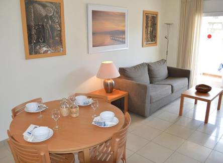 Отель Apartamentos Estartit Park 