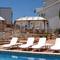 Отель Small Hotel Kleopatra 