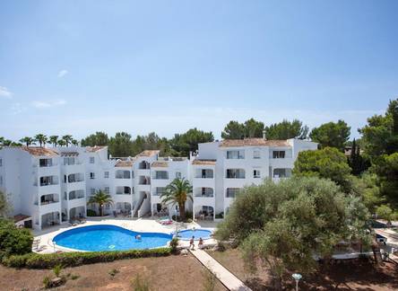 Отель Apartamentos Europa
