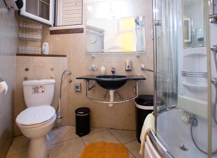 Отель Sun Rose Apartments 