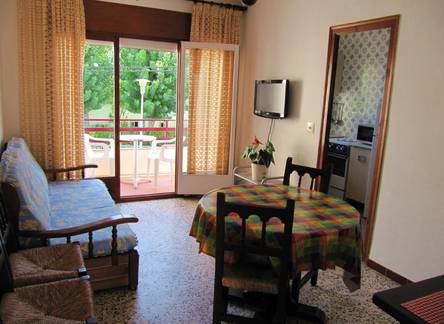 Отель Apartamentos Flomar 