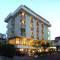 Отель Hotel Costaverde 