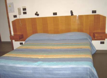 Отель Albergo Tirolo