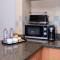 Отель Grand Belle Vue Hotel Apartment