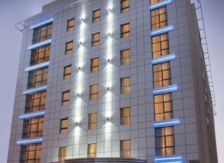 Отель Cosmopolitan Hotel Dubai
