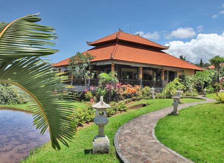 Отель Puri Mangga Sea View Resort and Spa