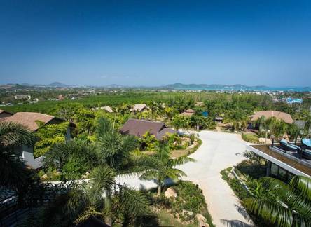 Отель Chalong Chalet Resort And Longstay 
