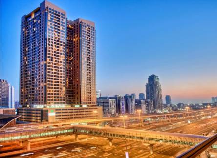 Отель Mercure Dubai Barsha Heights Hotel Suites