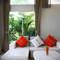 Отель Tachawan Resort & Restaurant 