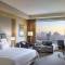 Отель Swissotel Al Ghurair Dubai