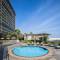 Отель Swissotel Al Ghurair Dubai