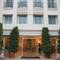 Отель Romance Serviced Apartment 