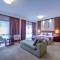 Отель Donatello Hotel Apartments