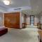 Отель Donatello Hotel Apartments
