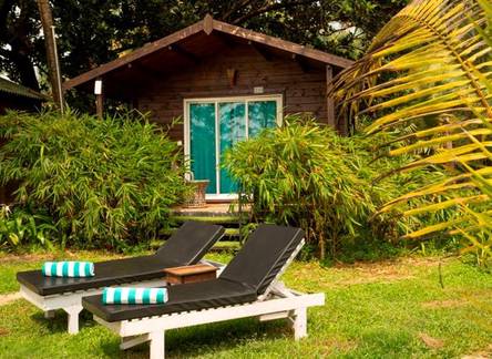 Отель Montego Bay Beach Village