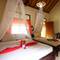 Отель Made Homestay & Bungalow 