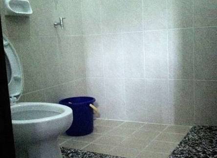 Отель Homestay Ndalem Suratin 
