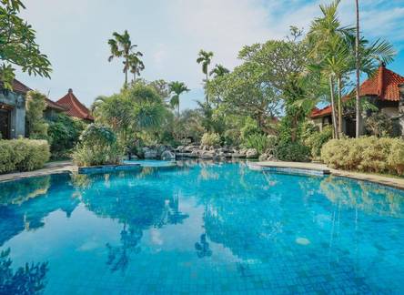Отель Parigata Villas Resort