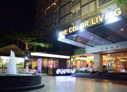 Отель The Color Living Hotel