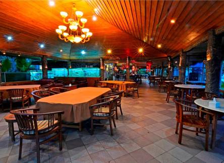Отель Pasific Beach Cottages 