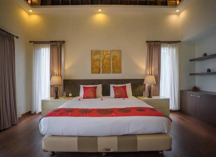 Отель Villa Pantai Senggigi 