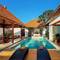 Отель Avery le Nixsun Villas by Waringin Hospitality