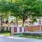 Отель Lasalle Suites & Spa